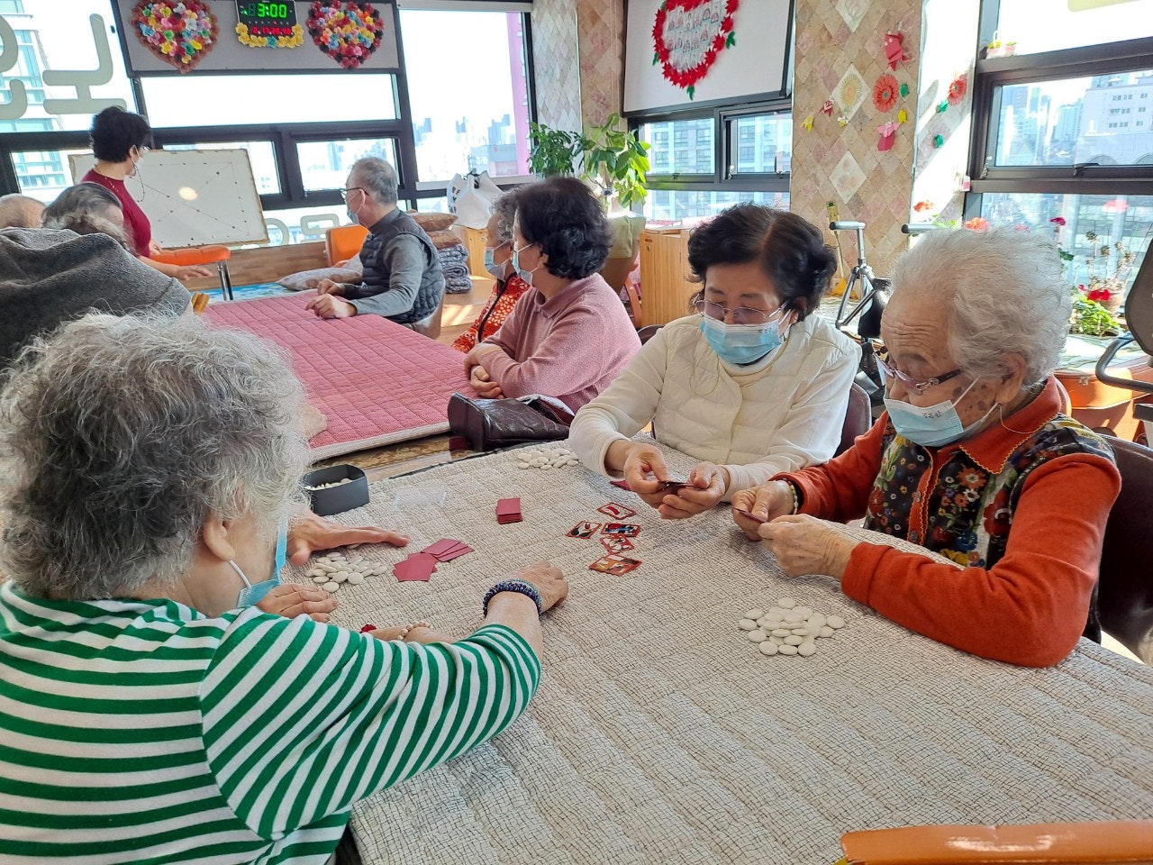 3695294320_0Wjk81Ev_3d1f10c162cc8560eddd85f181a298e4379b17e1.jpg 이미지크게보기