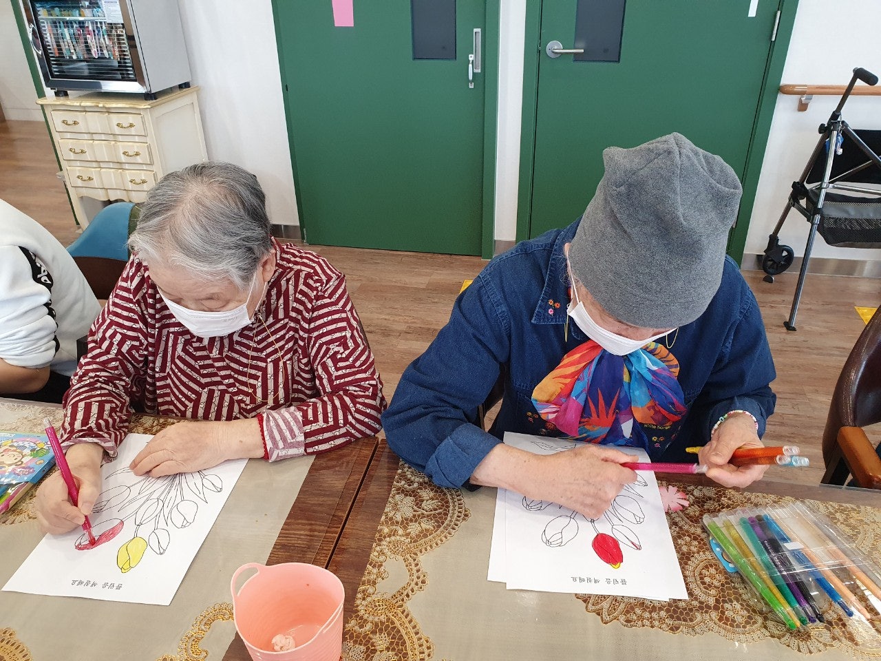 3695294320_2GKV4leQ_f944e13ef7b1976c83580db06de2538a252ad2a4.jpg 이미지크게보기