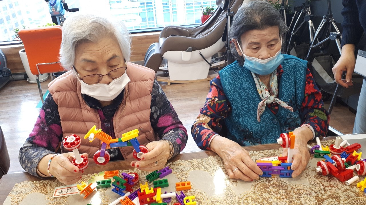 3695294320_4UjPmkX5_2dd7d8c7476b4b73e9084a969a244e3e33db2c00.jpg 이미지크게보기