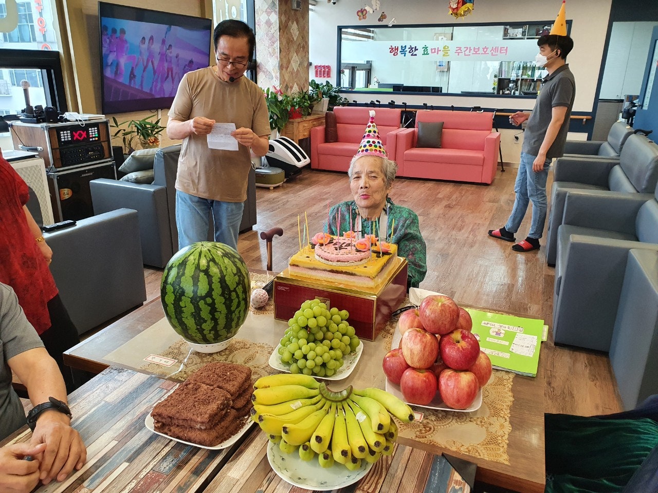 3695294320_7ZSPp3Nz_0434c0fa3a5098ed6acff7fda569b1e35c23556d.jpg 이미지크게보기