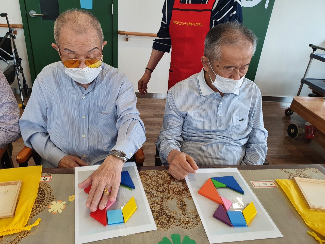 3695294320_9beoZ6Yd_2cb53561b9174c0cd6fddcb78f1d70df71ce8d02.jpg 이미지크게보기