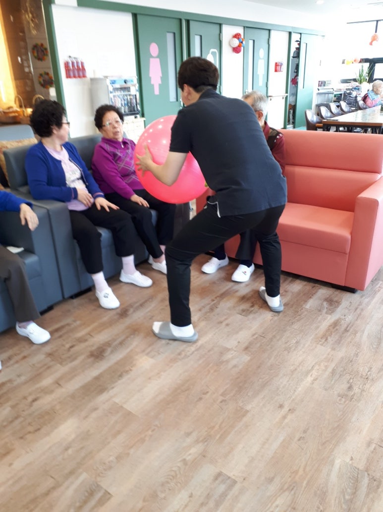 3695294320_DW9EMn6K_a49c90d247220337da610221ef8659d3165fd968.jpg 이미지크게보기