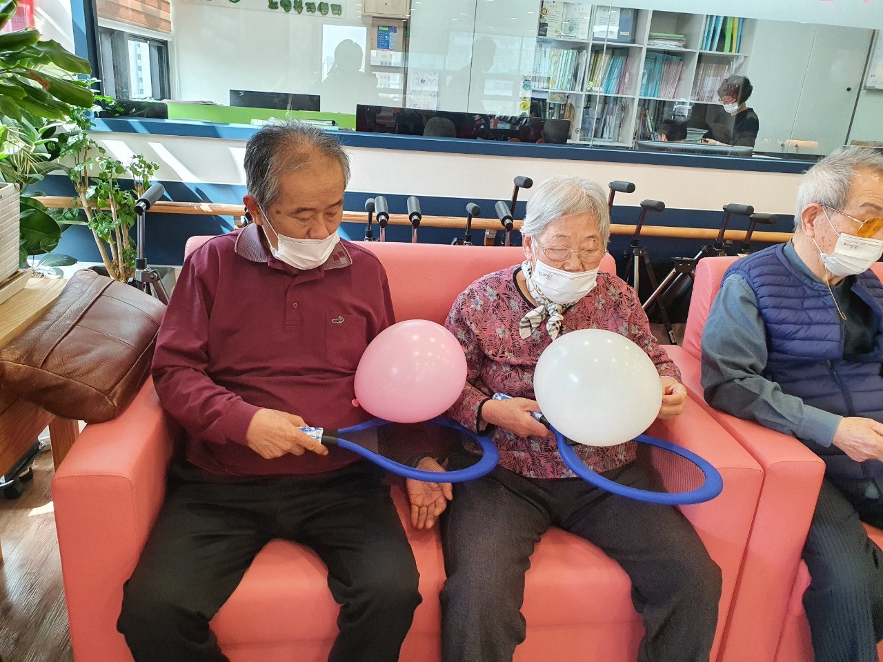 3695294320_FaiNxLou_fb707d800a08f602fdb883aa7fa94cf2faa4f9ec.jpg 이미지크게보기