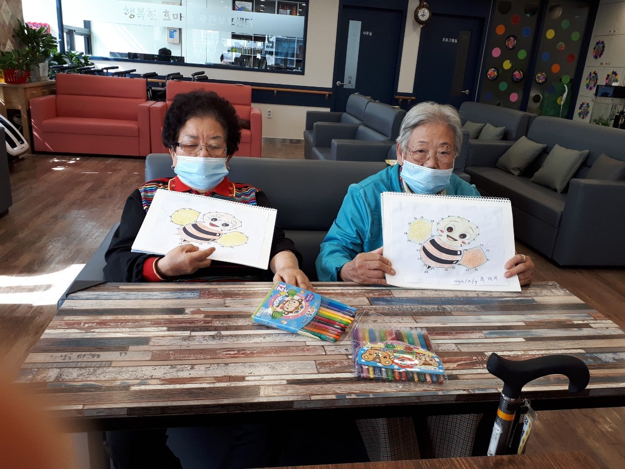 3695294320_HIN6gh0O_5da6a42093960ea84a1c0348e63645069b44d6ca.jpg 이미지크게보기