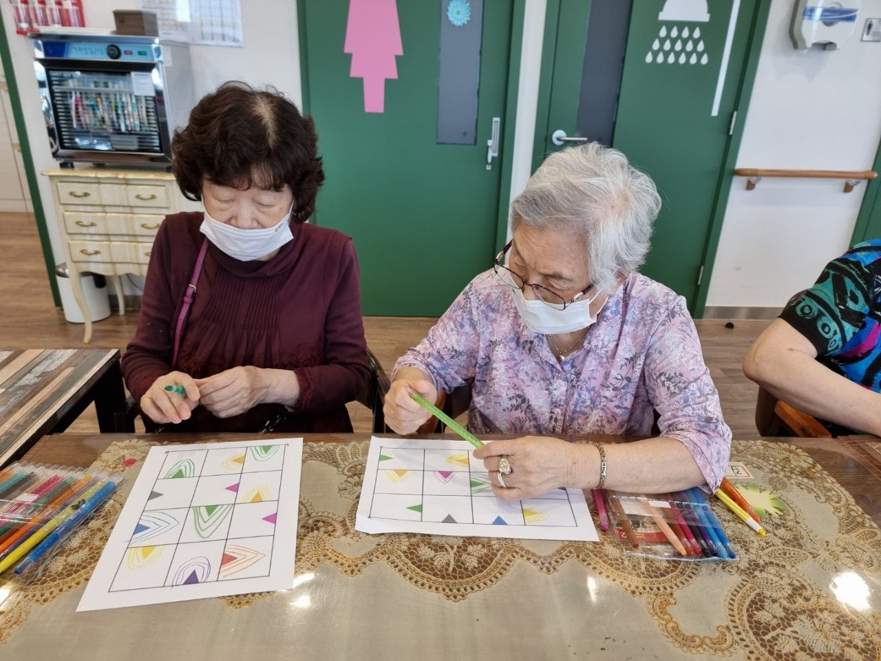 3695294320_HhvfXMYO_162787b42f0c80a6c17a3b8599b5f8b8e193def3.jpg 이미지크게보기