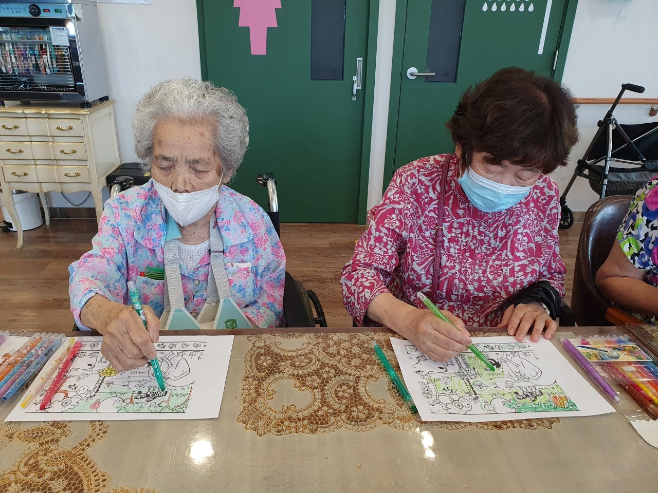 3695294320_Nwi2yoeP_39886a0872226799c92e483fba69a6ba502d4f7b.jpg 이미지크게보기