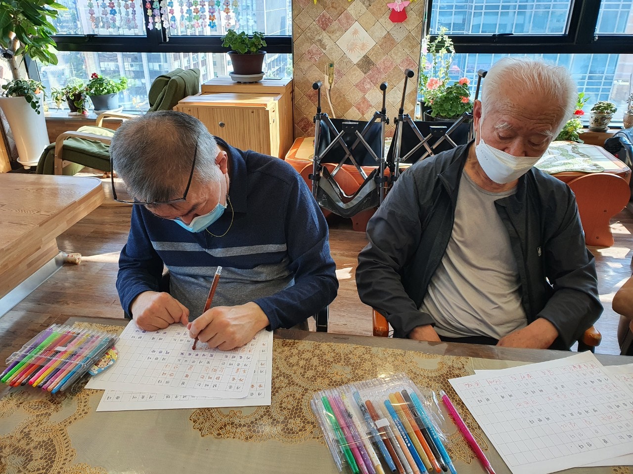 3695294320_bevZBWXY_c5c10947c1c183b602f09b880dbe1b1c1bed616f.jpg 이미지크게보기