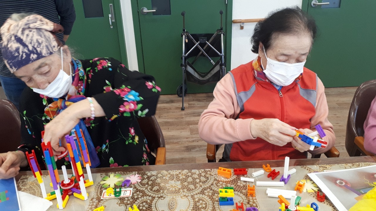 3695294320_eUvXK3sY_98516c7f371ff7ccc12cd48d9cb21ca7b31e1a32.jpg 이미지크게보기