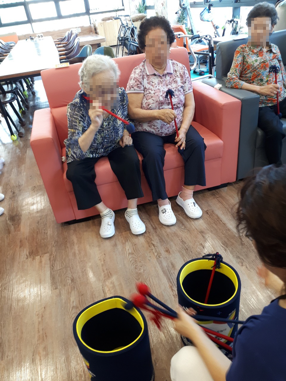 3695294320_fEY92MQ8_4a60174629b2ad9969f3b9af99f33e6d6f42ab8c.jpg 이미지크게보기