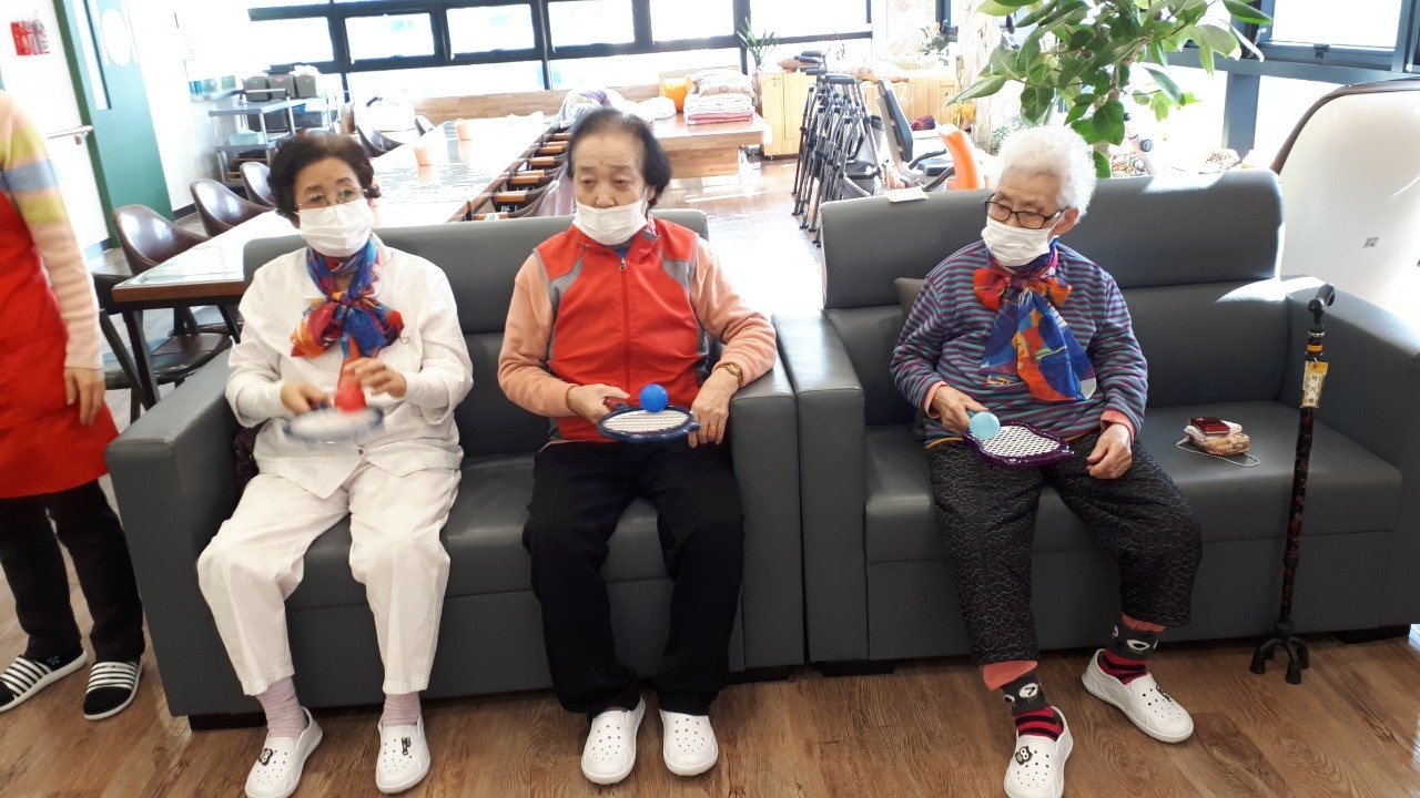 3695294320_iv1fScHn_08da15be8d6a6b1d00191562d21156819e52b1d6.jpg 이미지크게보기