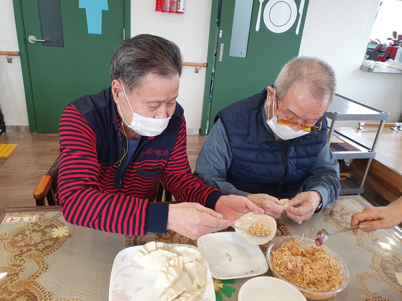 3695294320_iwAyCkac_ab8f6e84ecb1968ba1884428c041641920cf645f.jpg 이미지크게보기