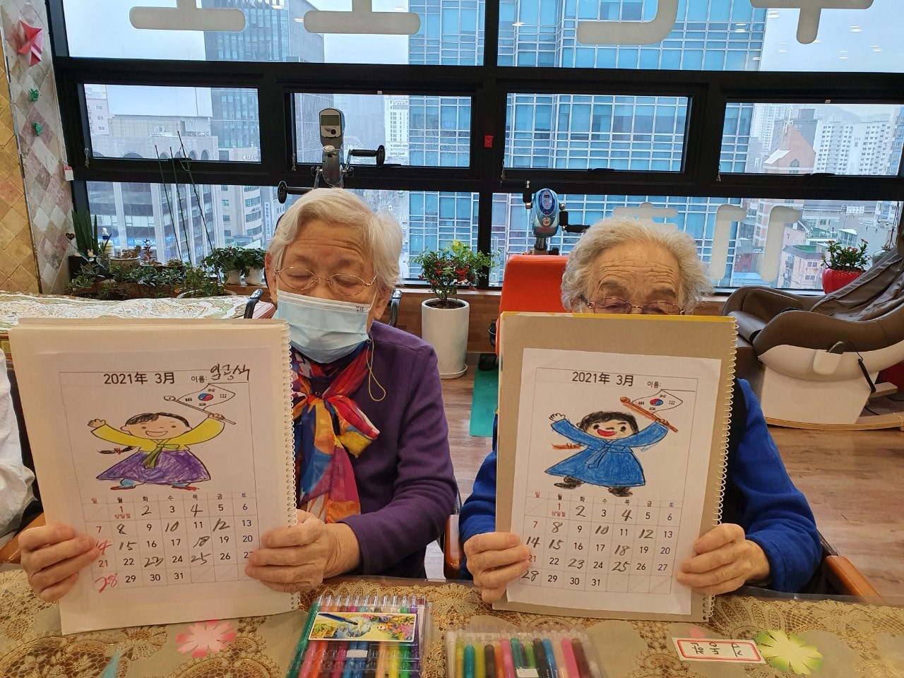 3695294320_mV9foyJK_5c45727ba7ce19f59885a92970b3b9e509566fc4.jpg 이미지크게보기