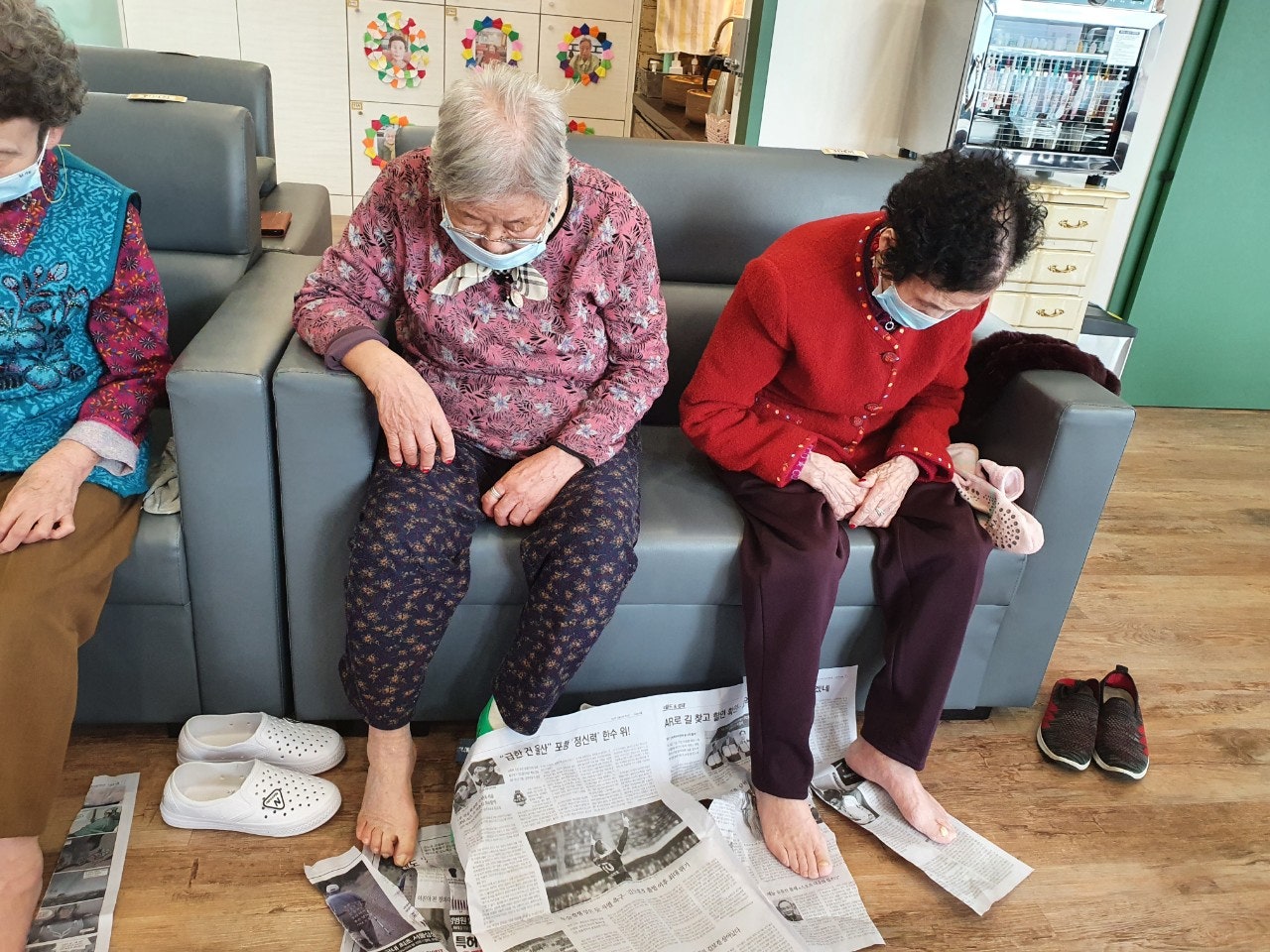 3695294320_oHLwUde8_51b5c8c46d8e10facd80a51d3883de16b29d6956.jpg 이미지크게보기