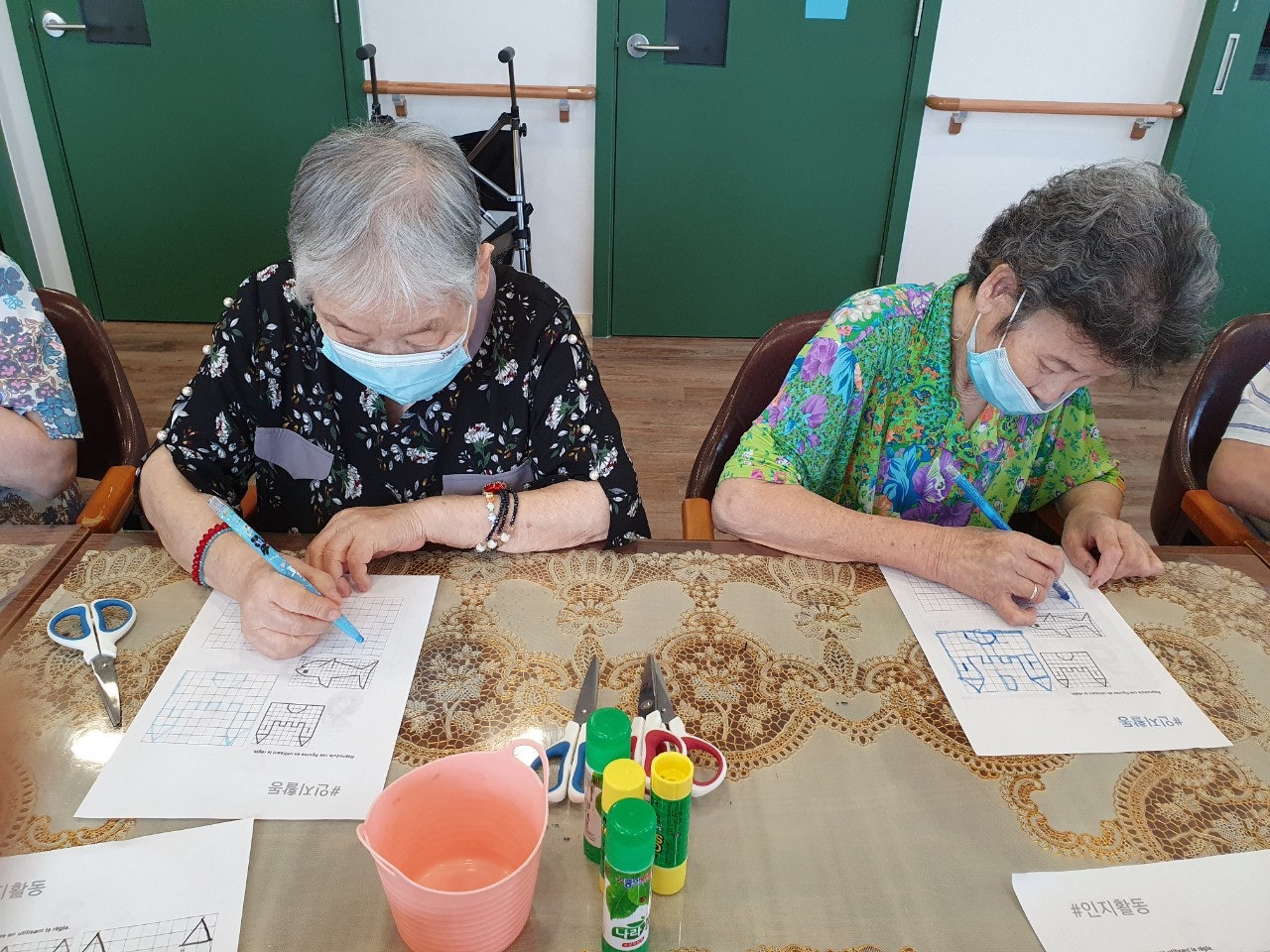 3695294320_xlTmp2Nf_ded795a95216083fabb692aa4f0adc94e8e55740.jpg 이미지크게보기