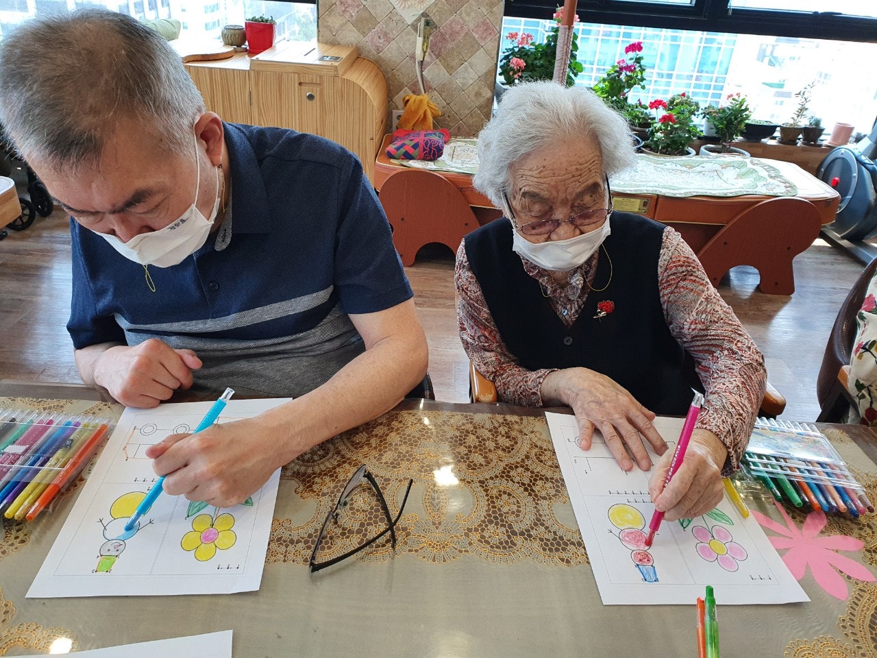 3695294320_yjlCZhMN_c3cbdda8437426256d4d5cf0f71d726182c6392b.jpg 이미지크게보기