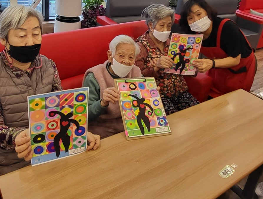 /user/h/happyhyo/editor/2409/614a0d9549a053f24d10606c2199e053_1727090947_7226.png 이미지크게보기