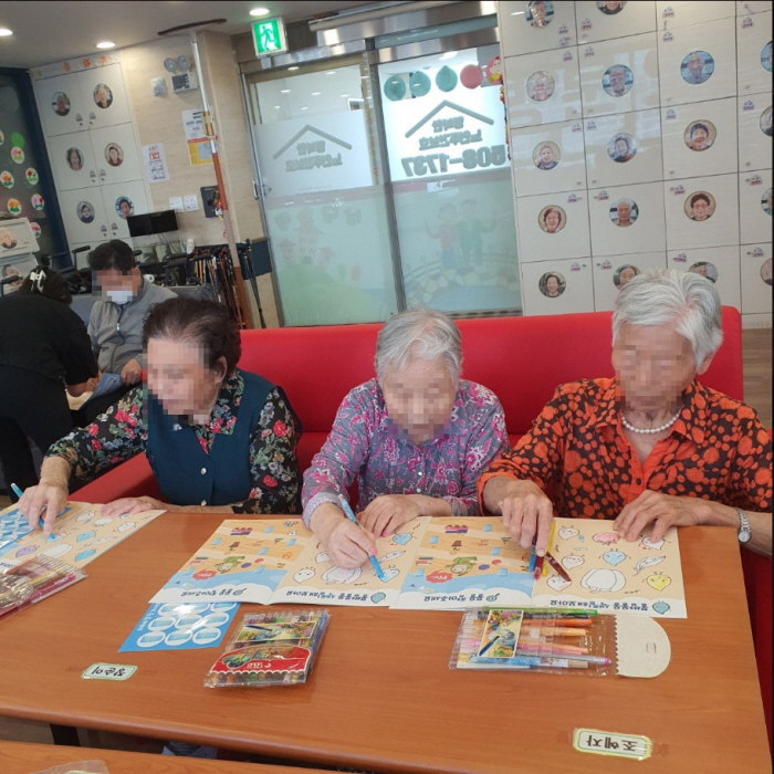 /user/h/happyhyo/editor/2409/614a0d9549a053f24d10606c2199e053_1727091951_1333.jpg 이미지크게보기