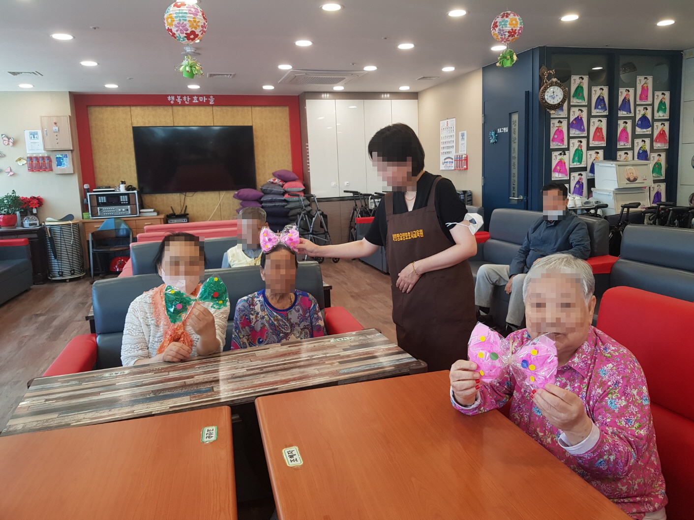 /user/h/happyhyo/editor/2409/614a0d9549a053f24d10606c2199e053_1727092924_0164.jpg 이미지크게보기