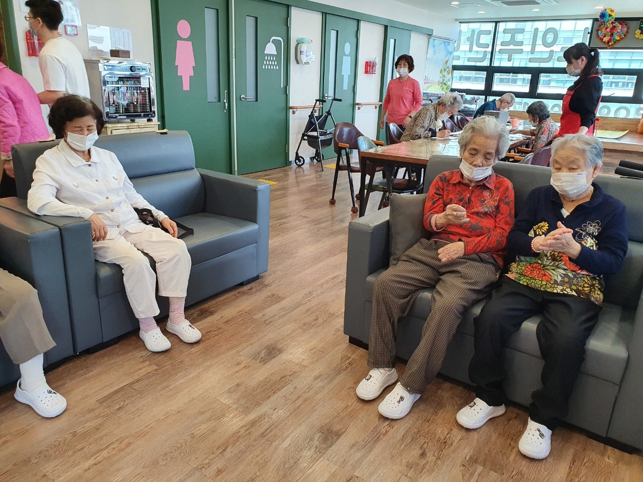 /user/h/happyhyo/editor/2409/ff34069bbd412b234fd7dcc961b5edae_1726762994_4423.jpg 이미지크게보기